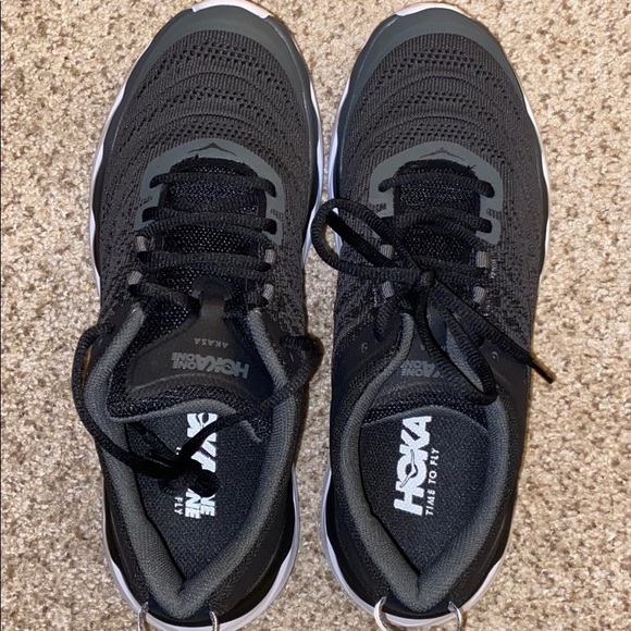 hoka akasa womens